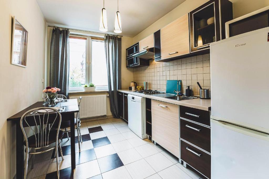 Apartament Niecala Queens Superior ルブリン エクステリア 写真