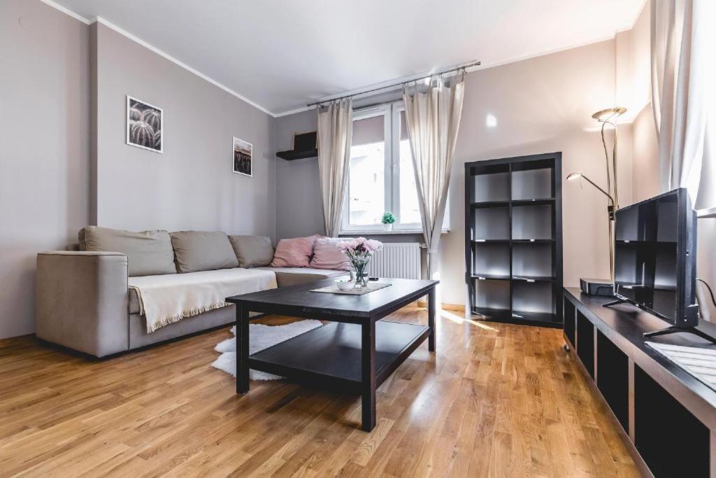 Apartament Niecala Queens Superior ルブリン エクステリア 写真