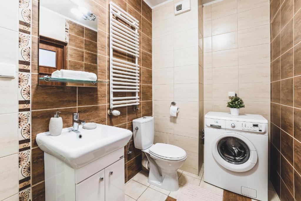 Apartament Niecala Queens Superior ルブリン エクステリア 写真